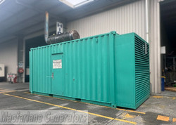 1100kVA Pre-owned Cummins Enclosed Generator (U732) product image